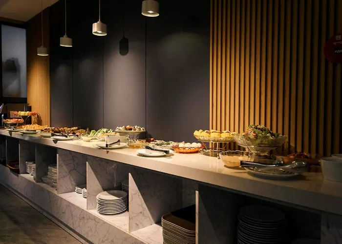 Anstay By A La Carte